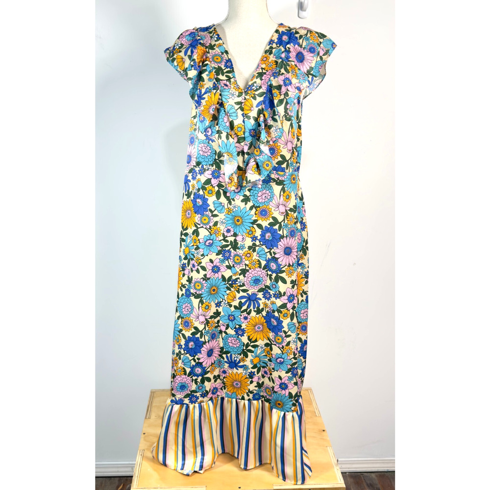 TOPSHOP Floral Maxi Dress Flutter Sleeve Open Back Ruffle Trim Striped Hem